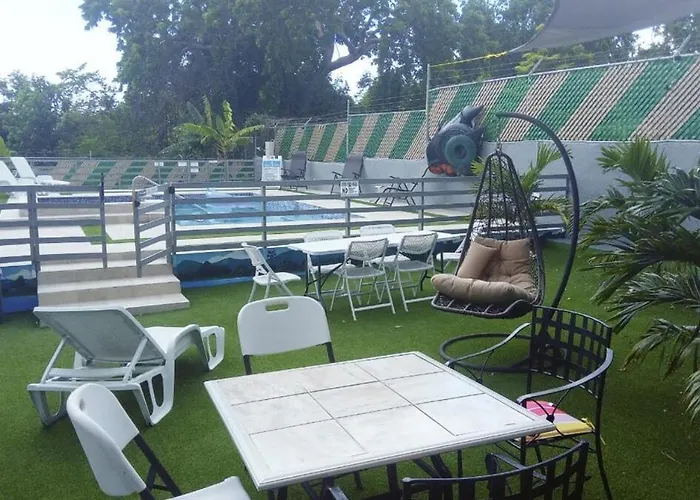 Mirando Place #6--- Club Access, ,pool, Hottub, Gym,3 Lounges, #6-airport 10 Mins