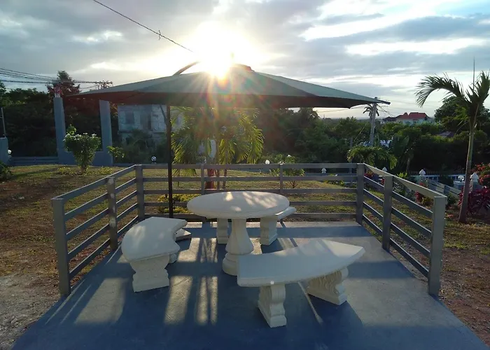Apartment Mirando Place #6--- Club Access, ,pool, Hottub, Gym,3 Lounges, #6-airport 10 Mins